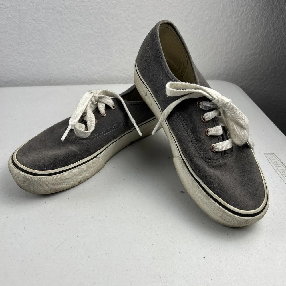 Vans Sneakers Shoes Women's Size 9 Men's 7.5 Gray Suede‎